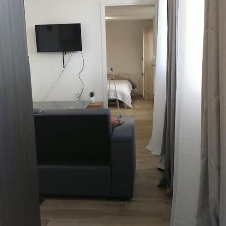 2 Piece Avec Terrasse Ensoleille Daire Suresnes Dış mekan fotoğraf